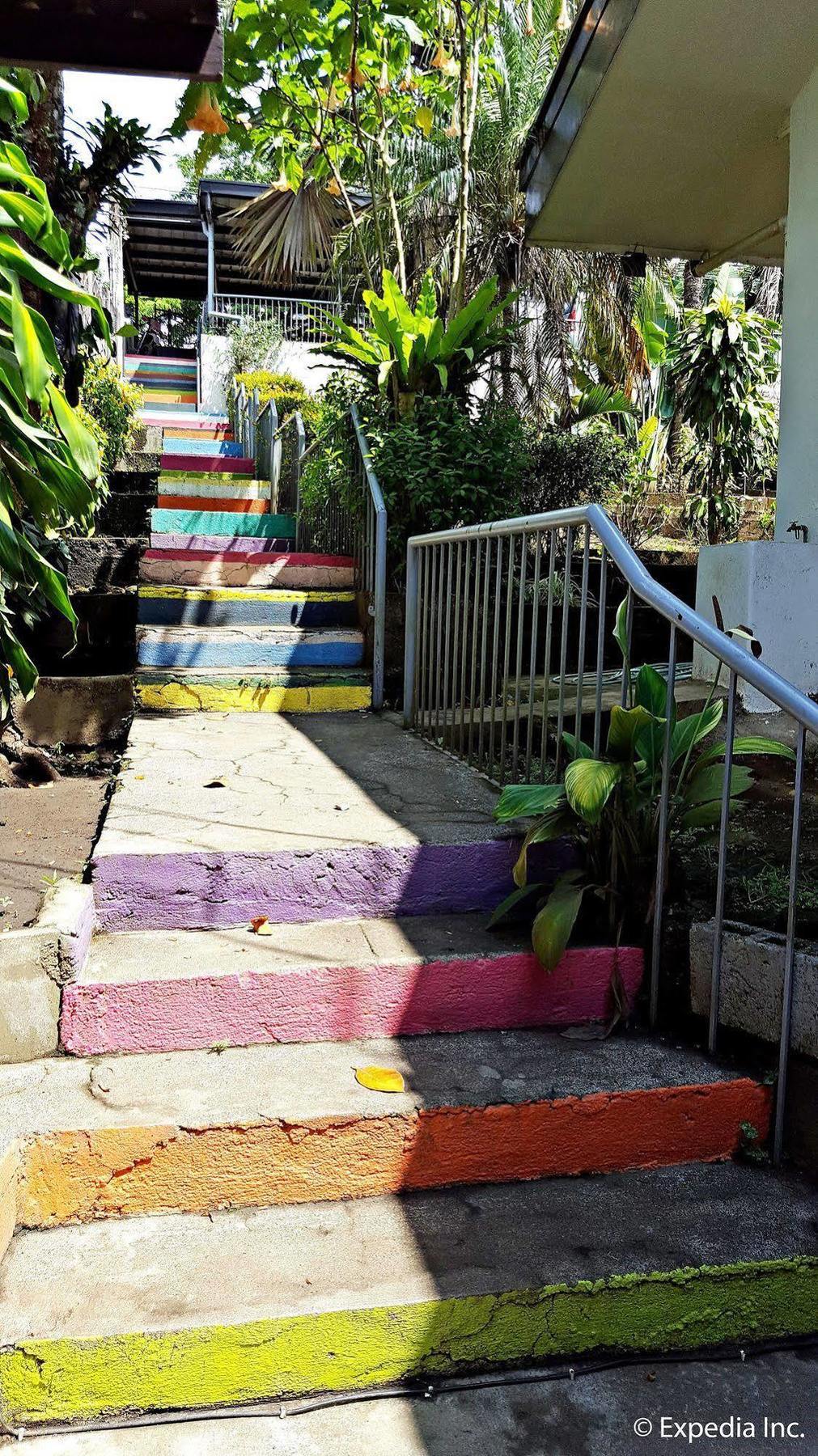 Tagaytay Garden Budgetel - City Center Tagaytay City Kültér fotó