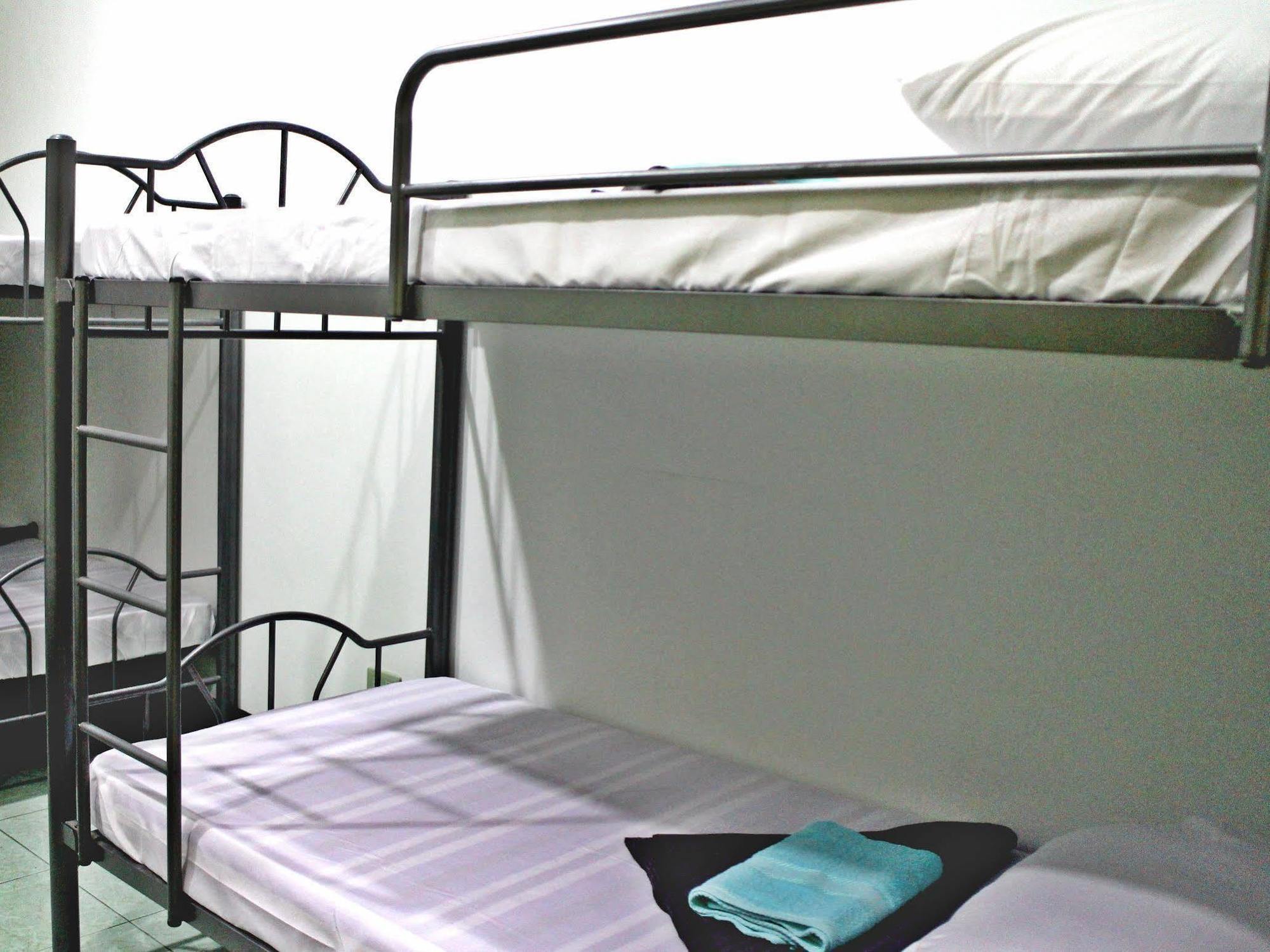 Tagaytay Garden Budgetel - City Center Tagaytay City Kültér fotó