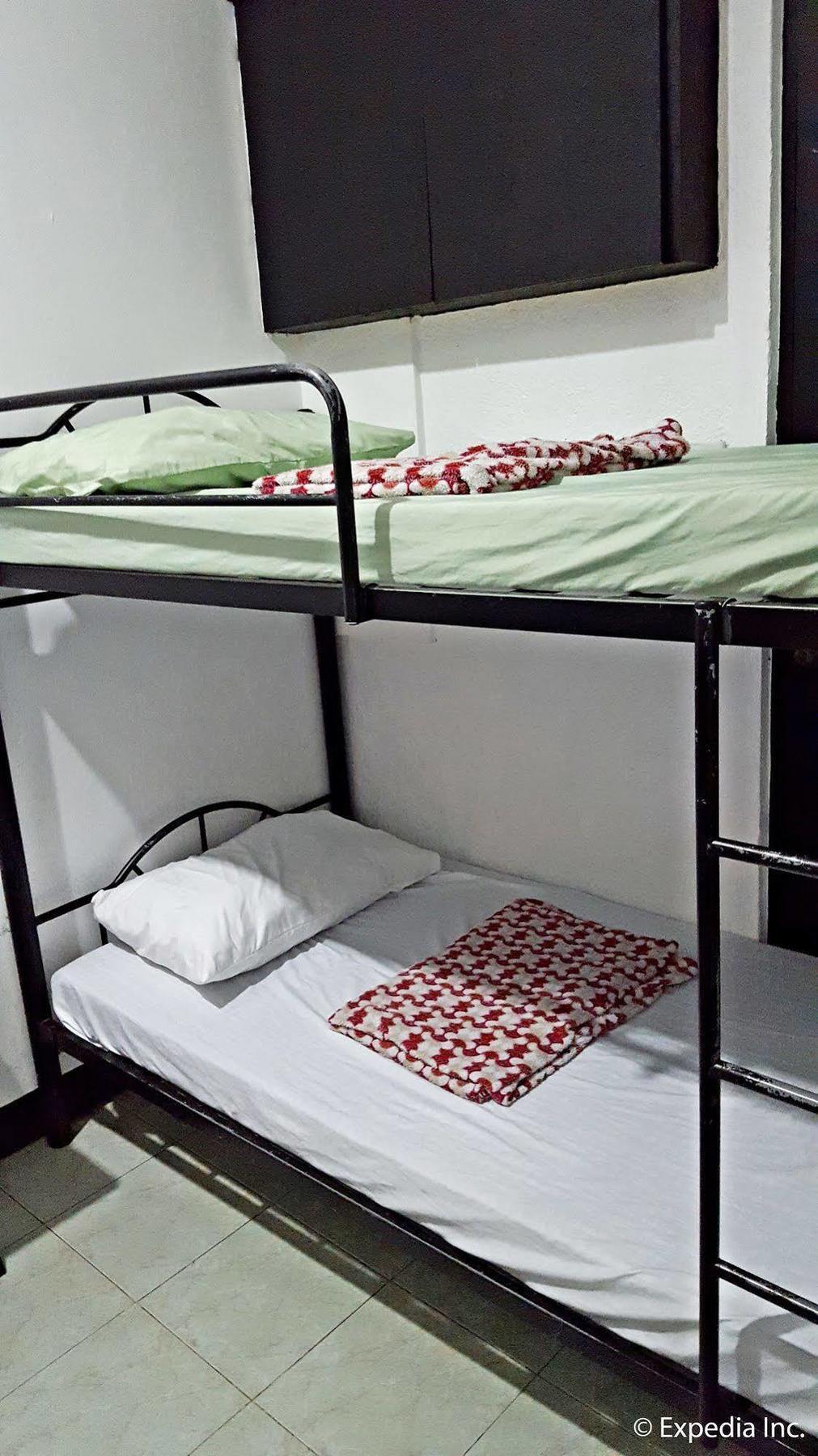 Tagaytay Garden Budgetel - City Center Tagaytay City Kültér fotó